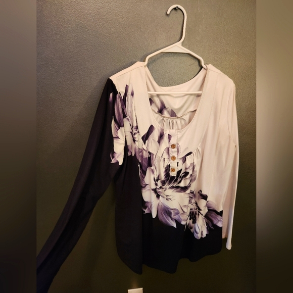 2X long sleeve top - Picture 1 of 3